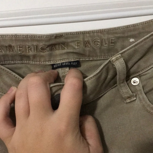 Khaki jeans from American Eagle - Picture 2 of 5